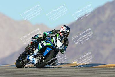 media/Feb-03-2024-SoCal Trackdays (Sat) [[767c60a41c]]/5-Turn 9 Set 2 (1040am)/